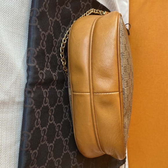 CURRENTLY RESERVED FOR KELLY Authentic GUCCI Pochette Vintage - Picture 11 of 15